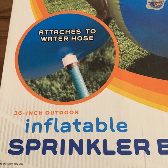 Discovery Kids Inflatable Sprinkler Ball 36” - Picture 5 of 6